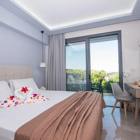 Christina Apartmanhotel *